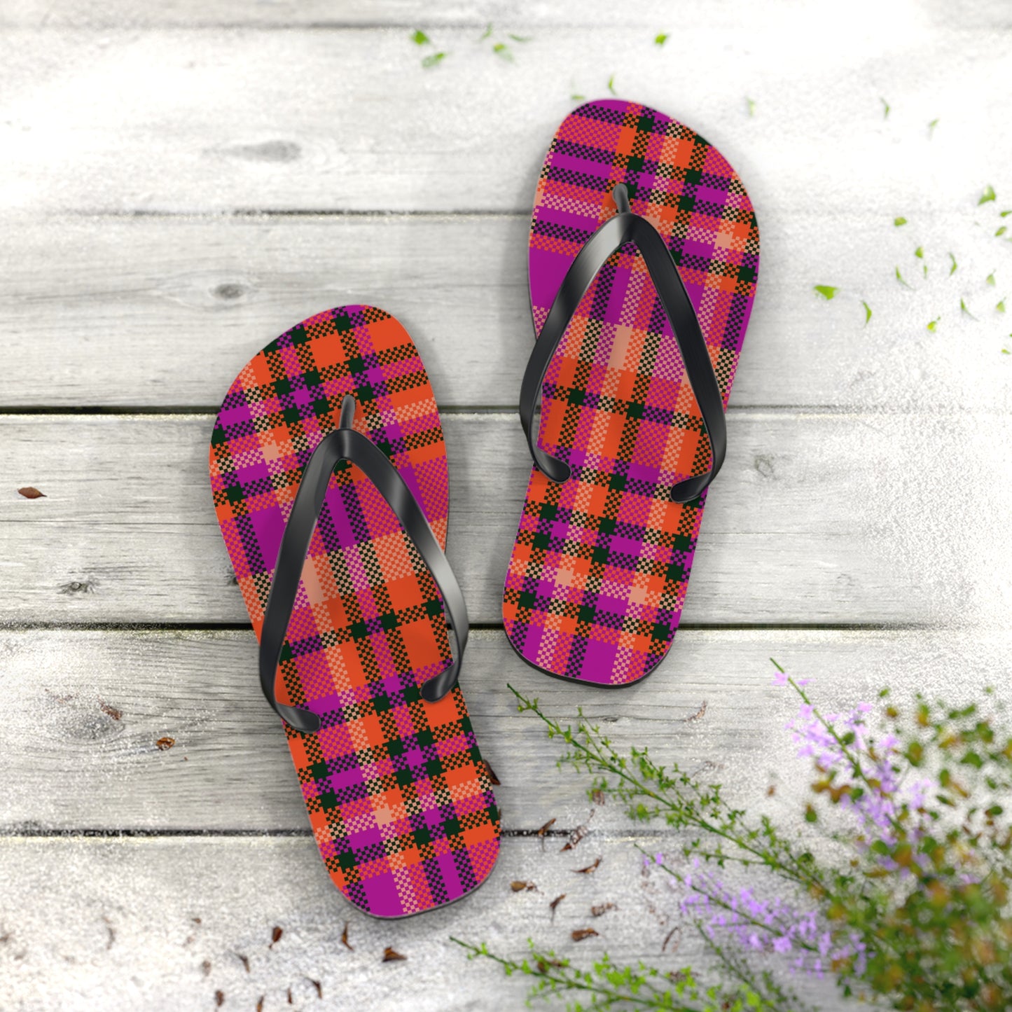 Vibrant Plaid Flip Flops - Perfect for Summer Fun and Casual Outings